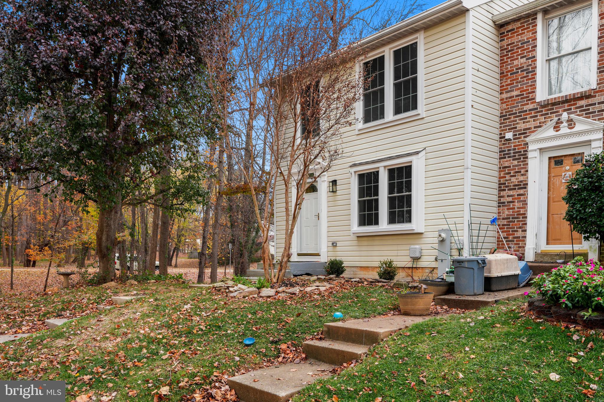 TWELVE TREES - Residential Lease