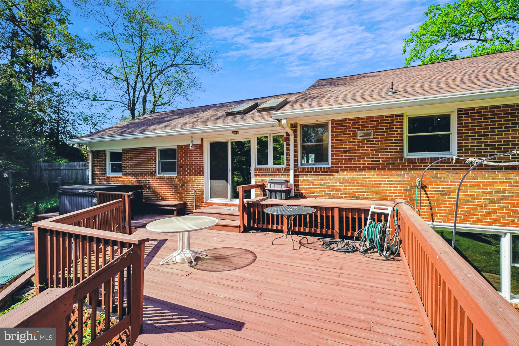 QUAINT ACRES - Residential