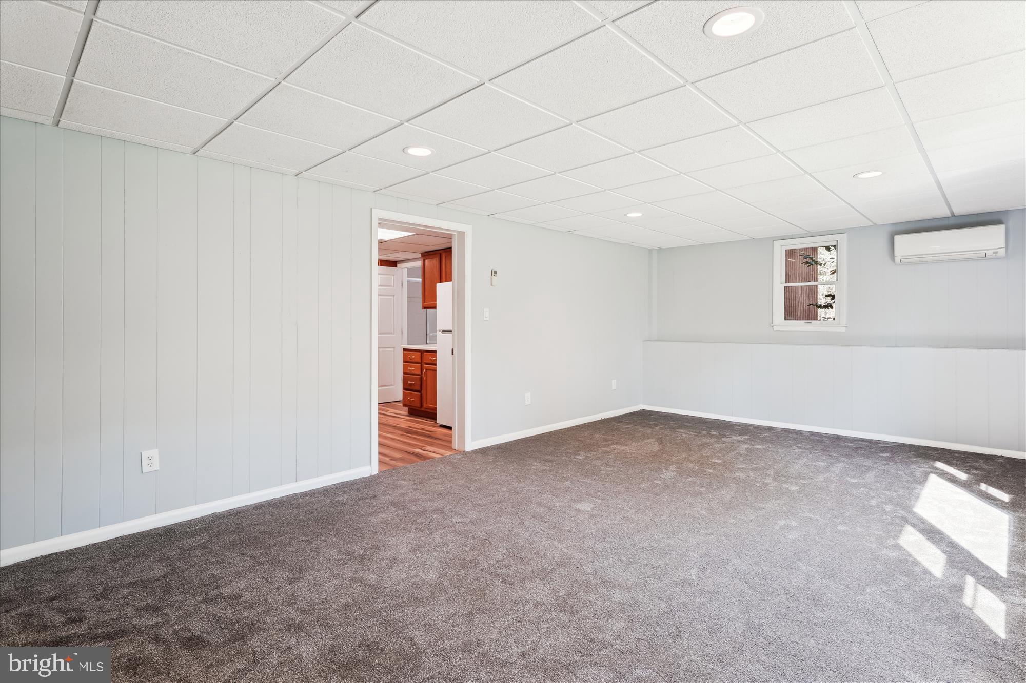 QUAINT ACRES - Residential