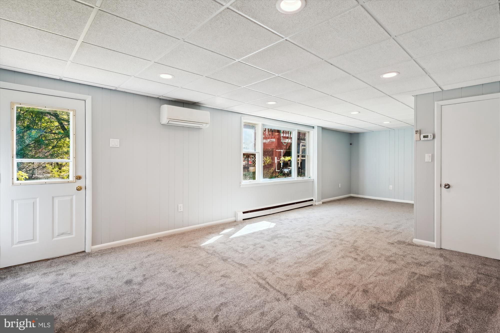 QUAINT ACRES - Residential