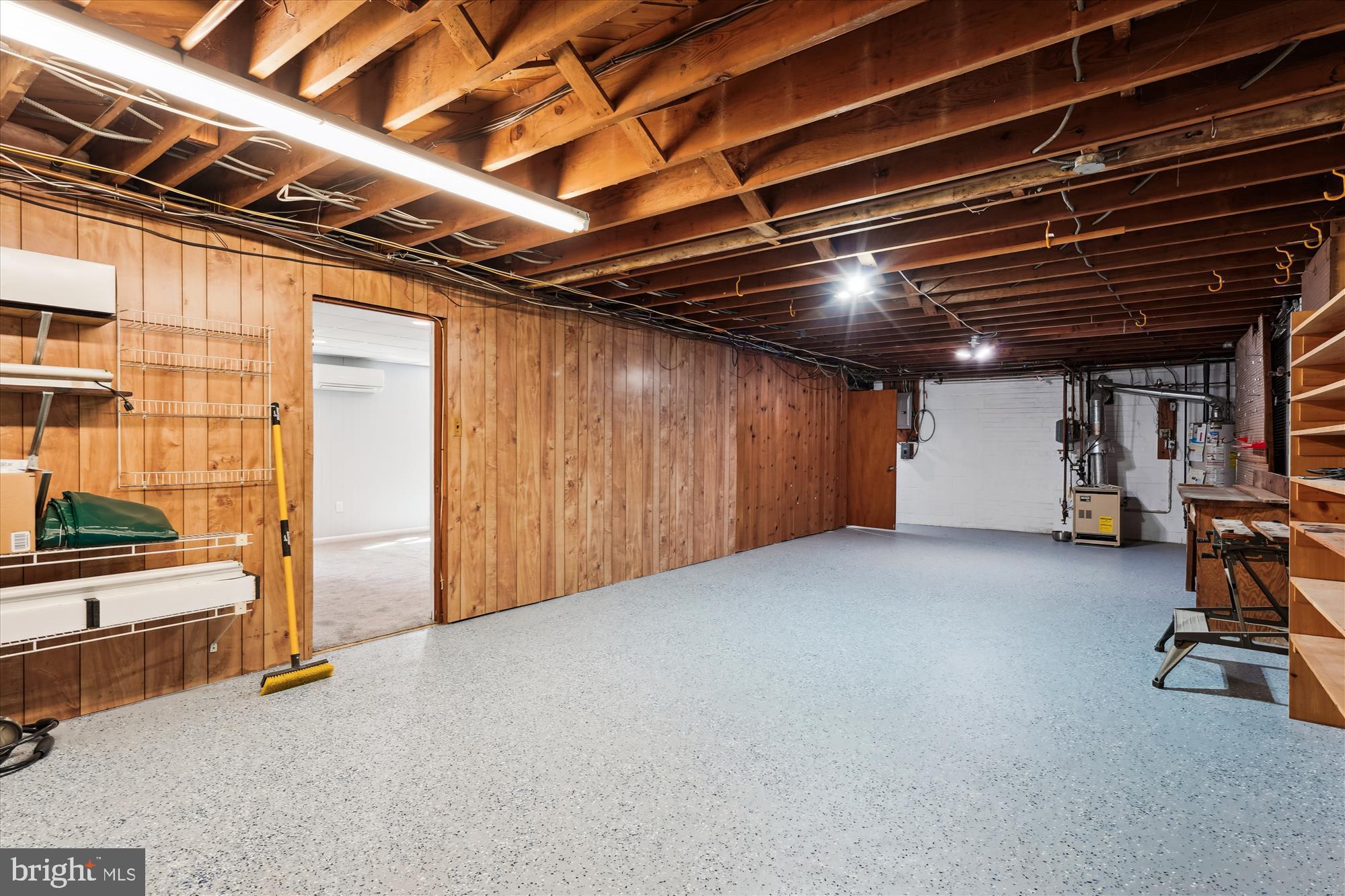 QUAINT ACRES - Residential