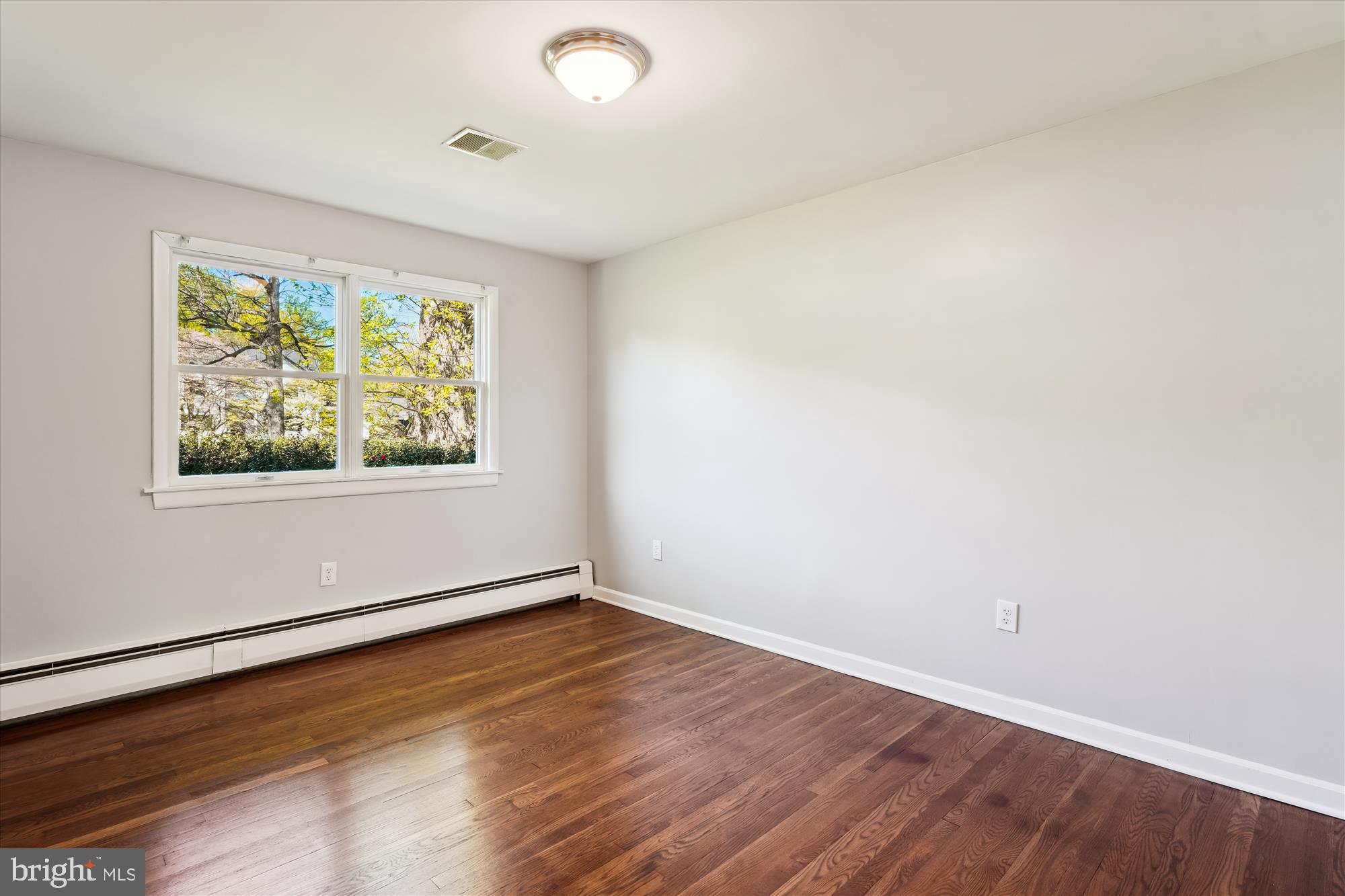 QUAINT ACRES - Residential