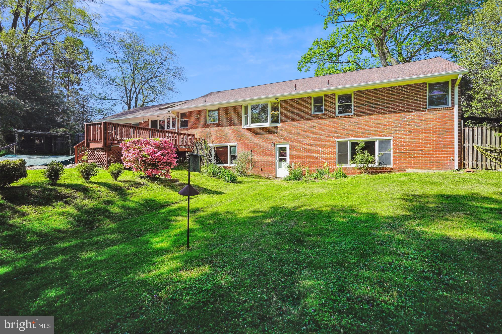 QUAINT ACRES - Residential