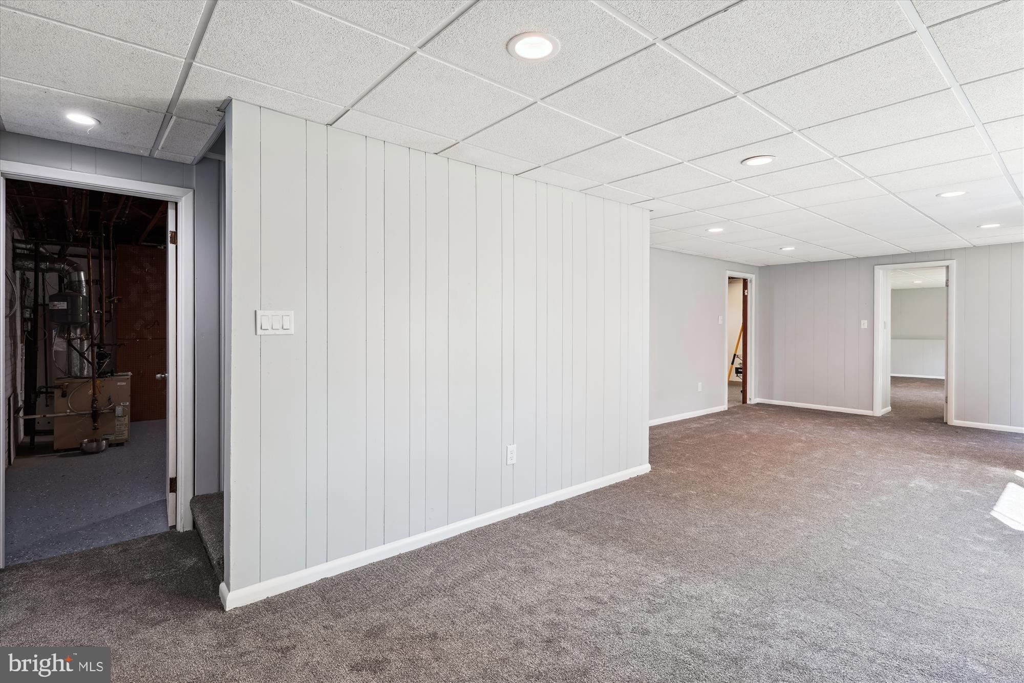 QUAINT ACRES - Residential