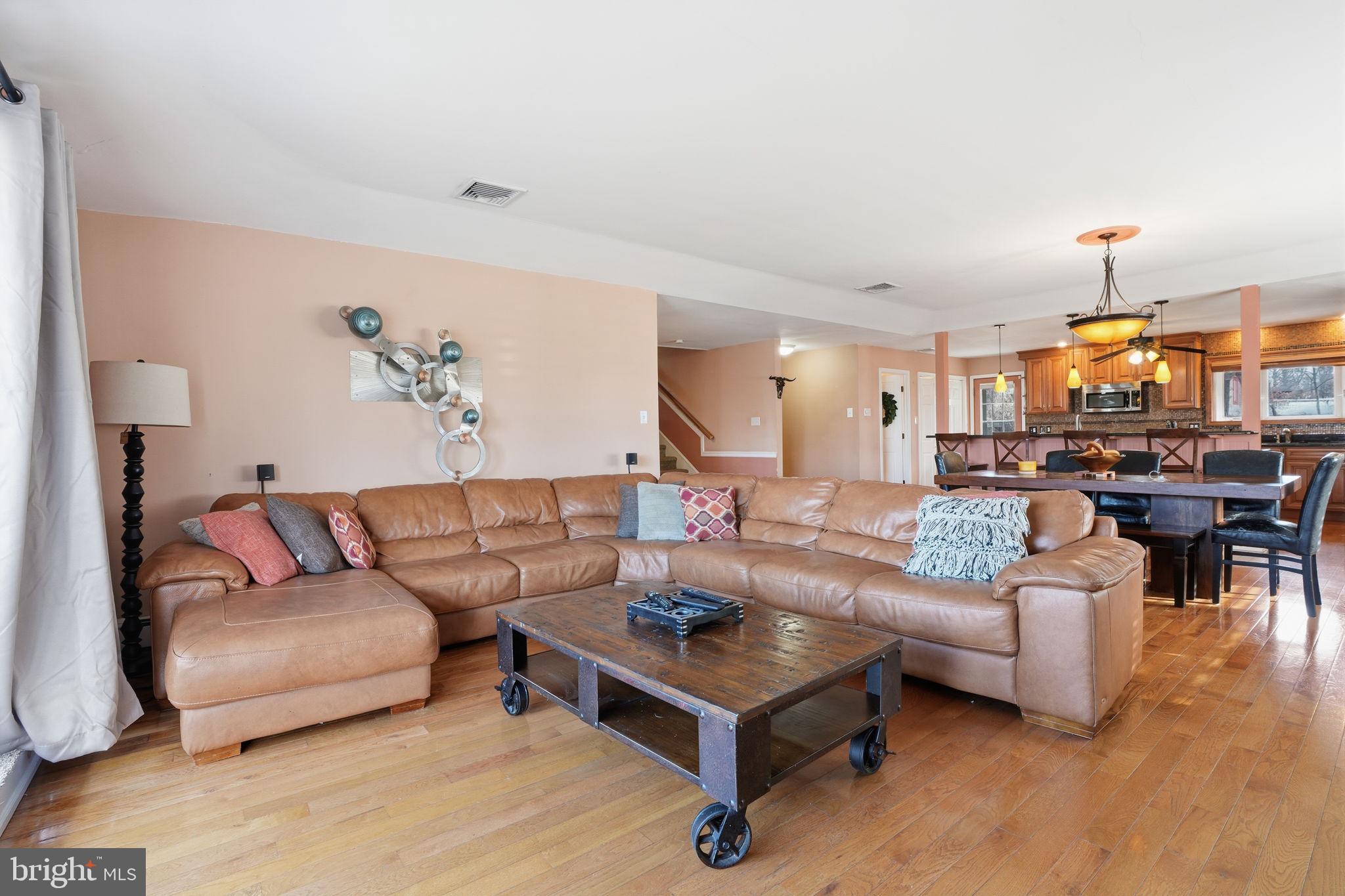 BELMONT HILLS - Residential