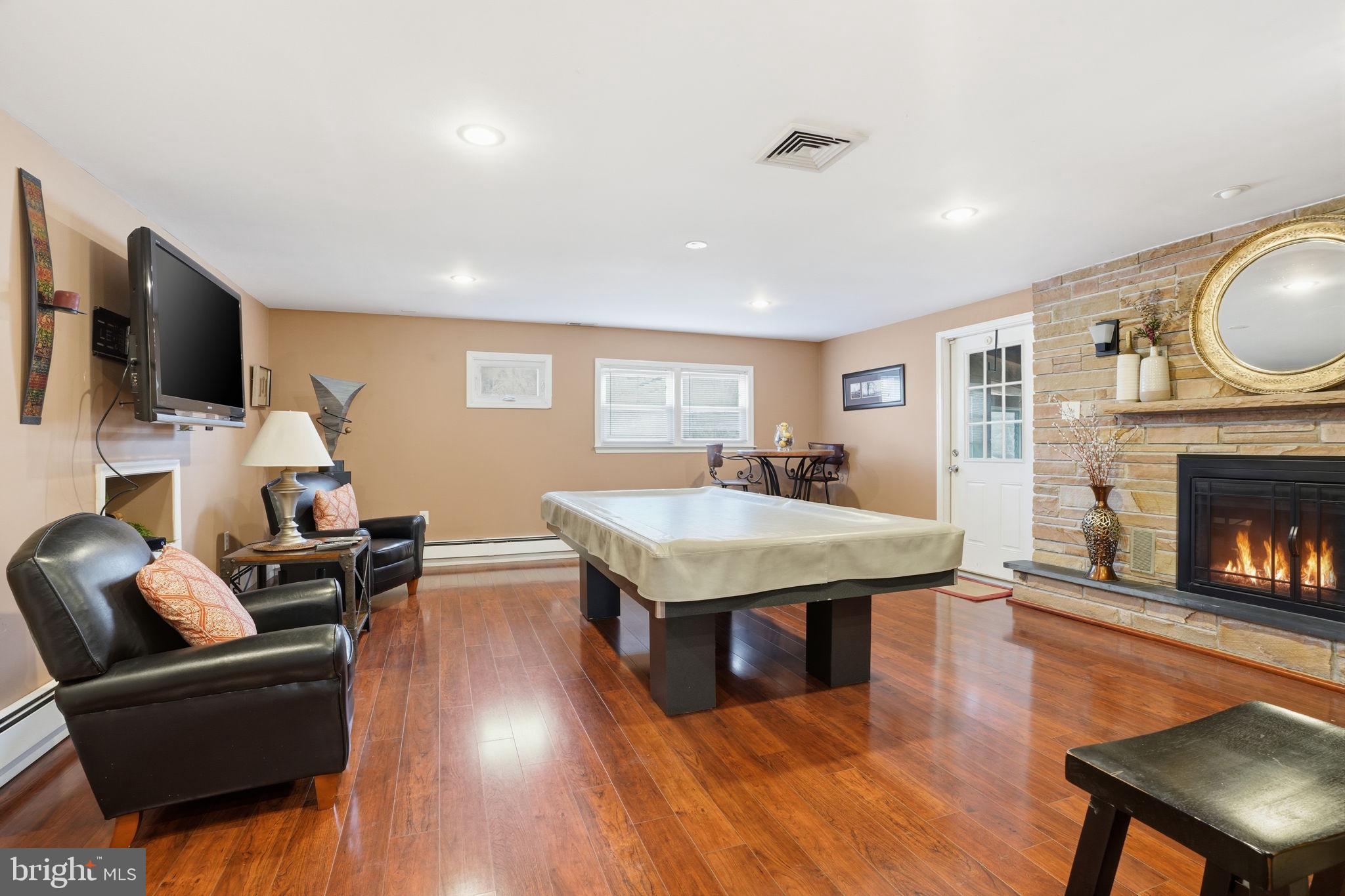 BELMONT HILLS - Residential