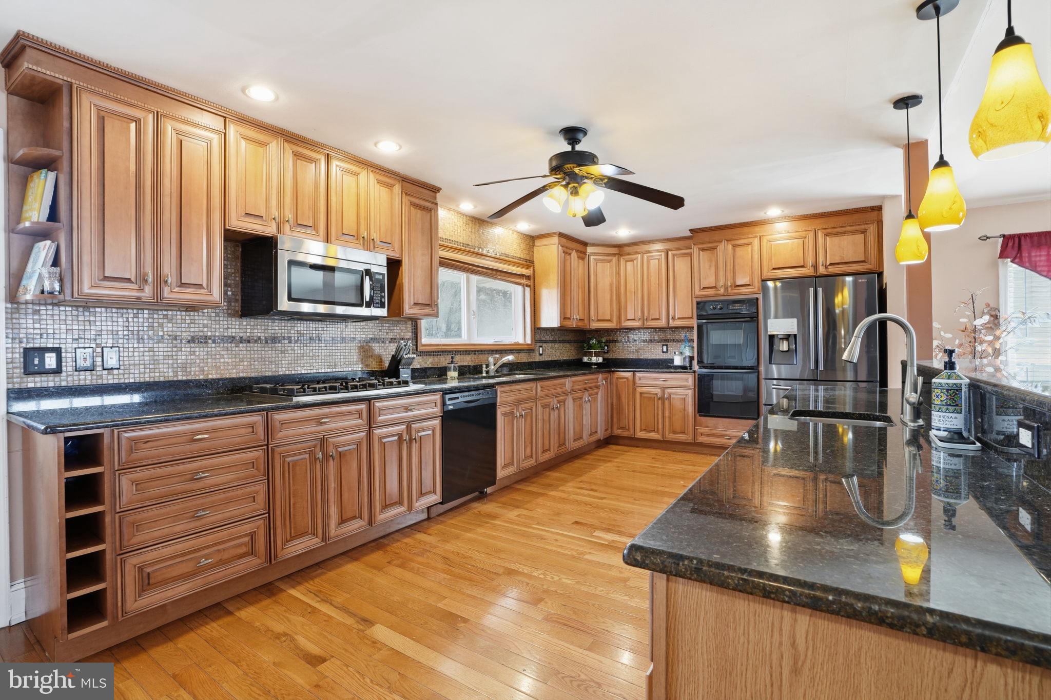 BELMONT HILLS - Residential