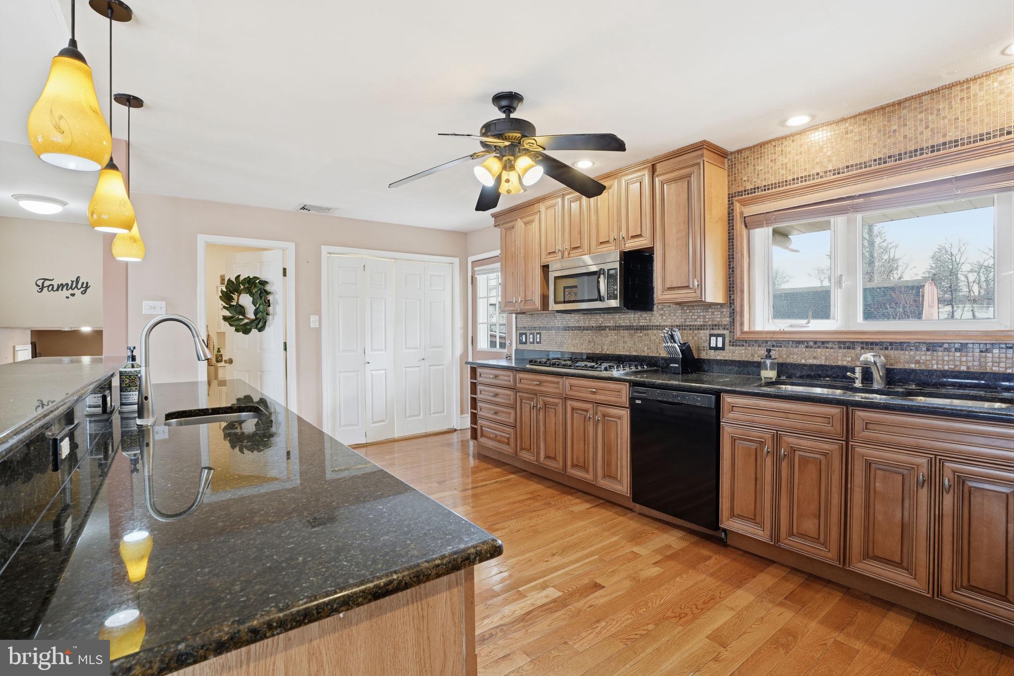 BELMONT HILLS - Residential