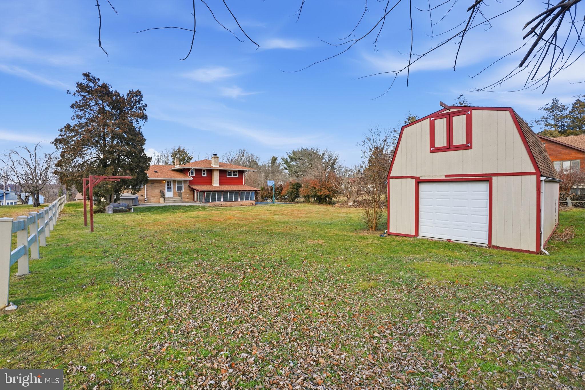 BELMONT HILLS - Residential