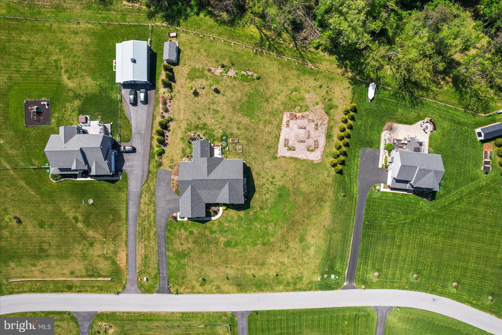 HATTERY FARMS - Residential