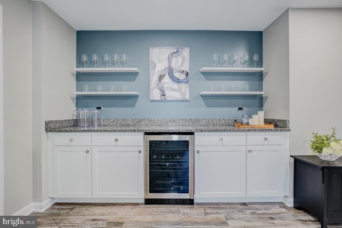 HUNTERS RIDGE - Residential