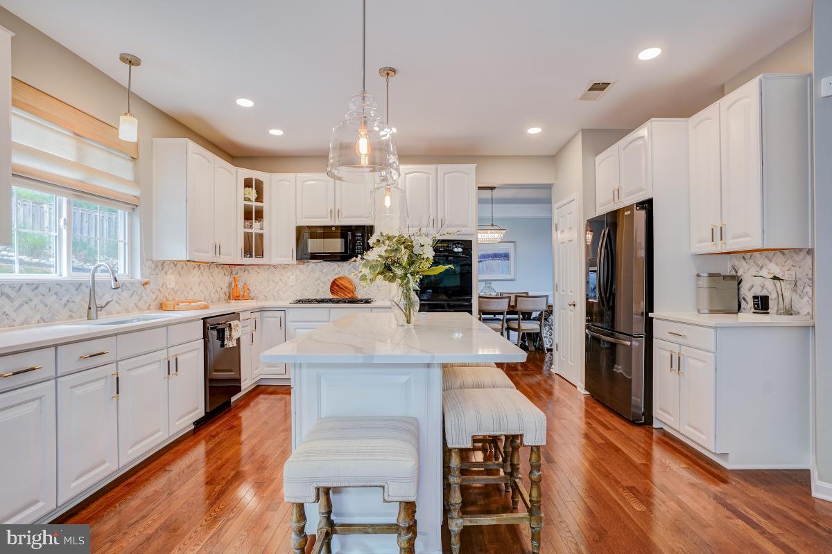 HUNTERS RIDGE - Residential