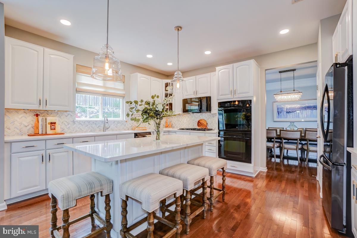 HUNTERS RIDGE - Residential