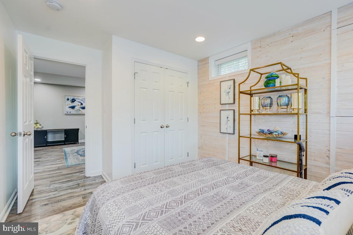 HUNTERS RIDGE - Residential