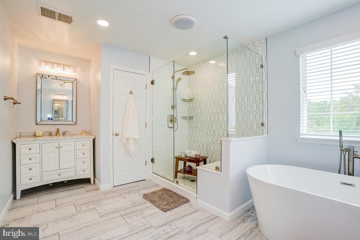 HUNTERS RIDGE - Residential