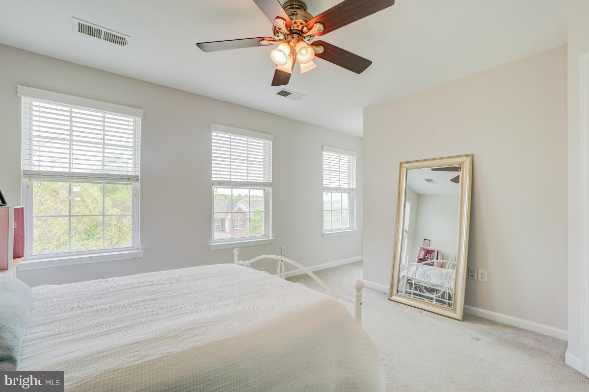 HUNTERS RIDGE - Residential