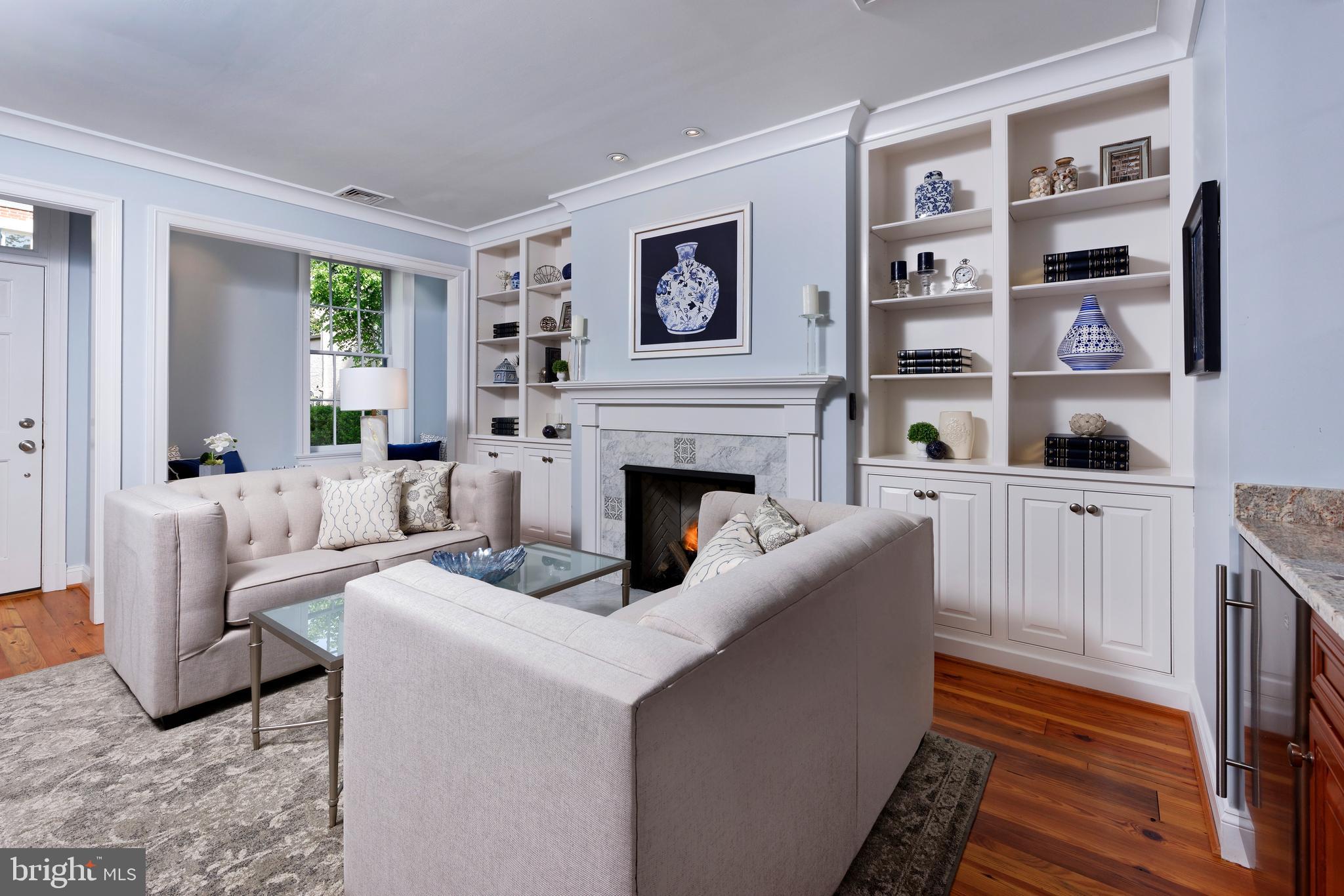 OLD TOWN ALEXANDRIA - Residential