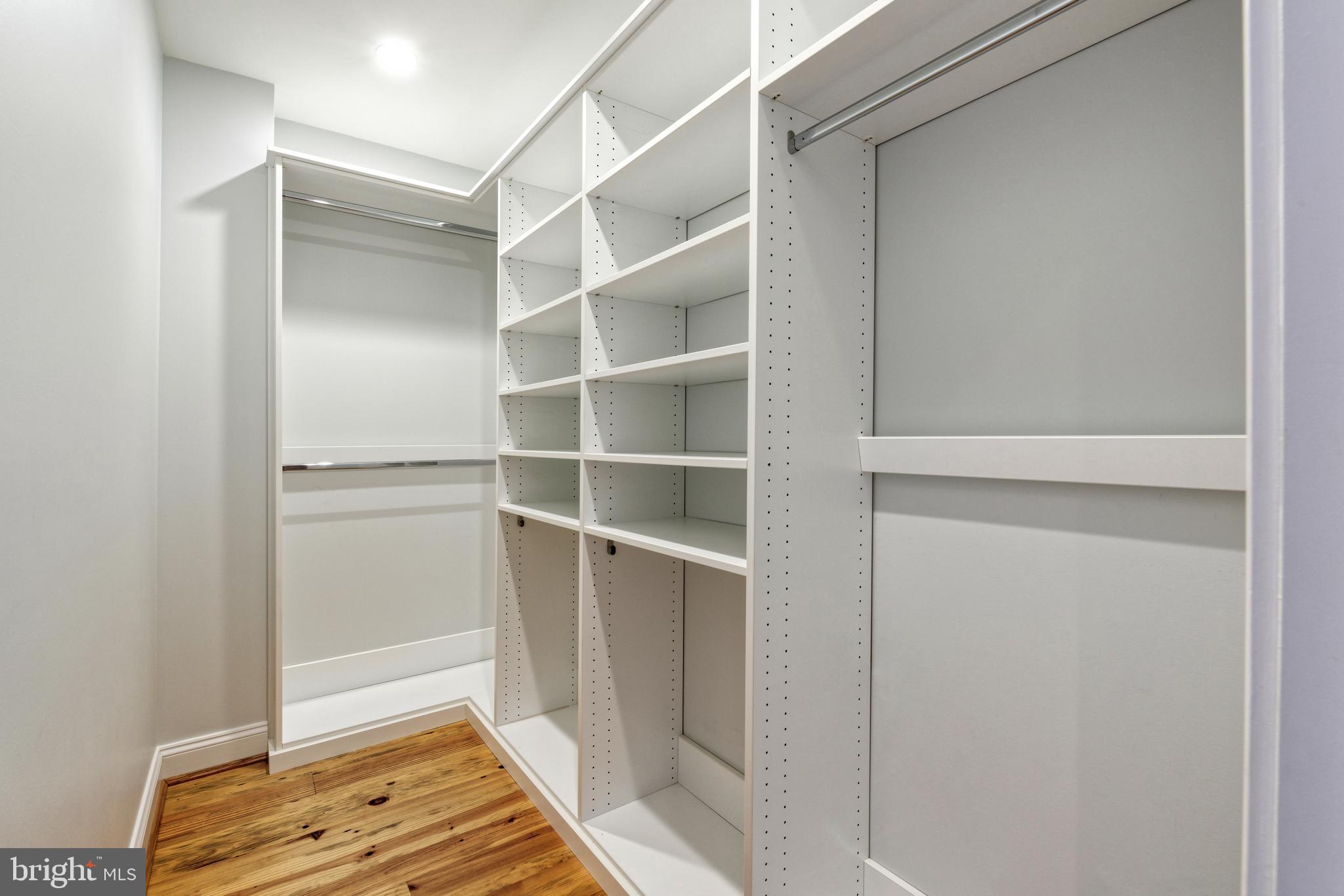 OLD TOWN ALEXANDRIA - Residential