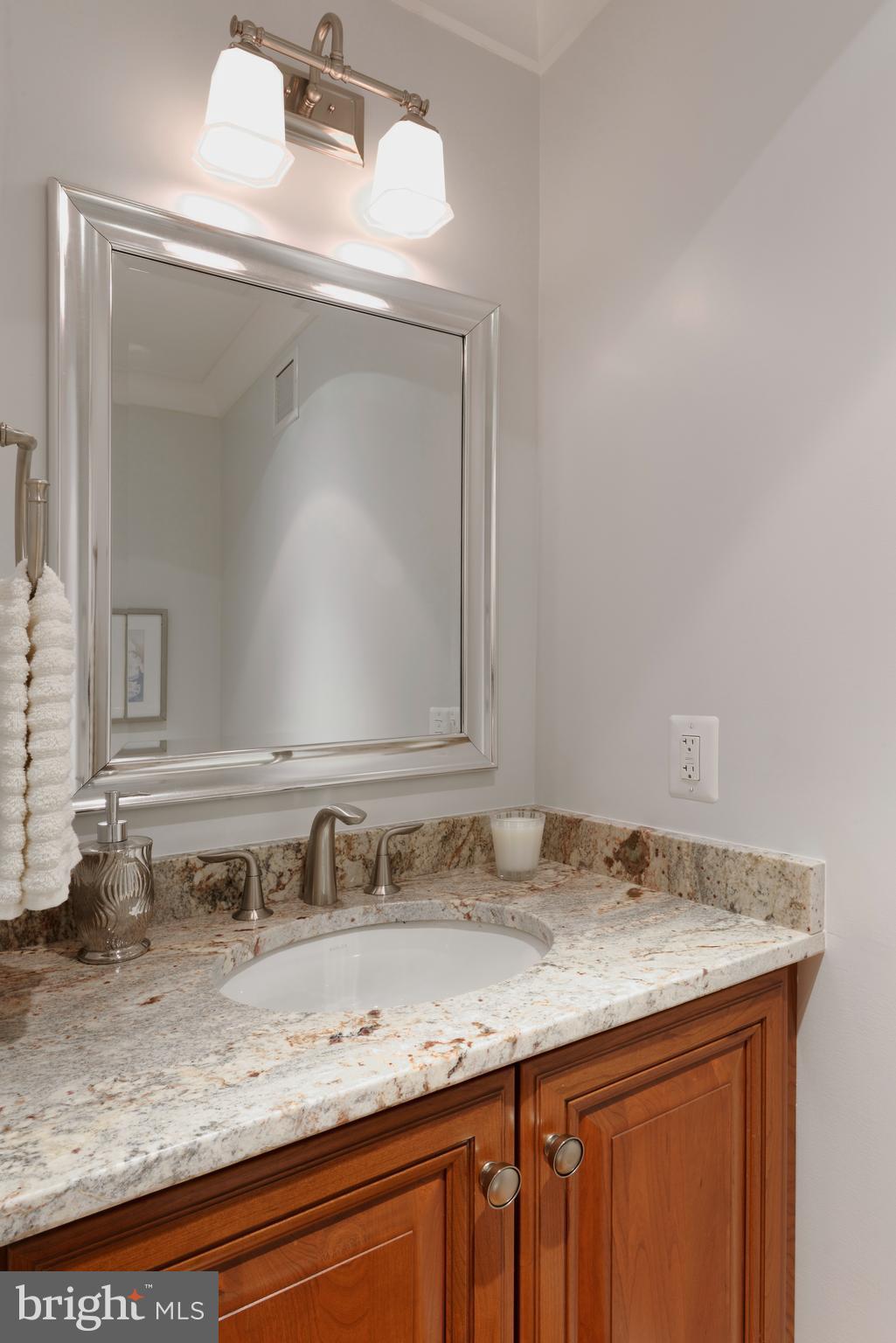 OLD TOWN ALEXANDRIA - Residential