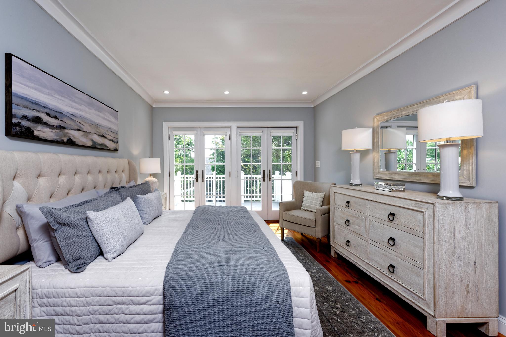 OLD TOWN ALEXANDRIA - Residential