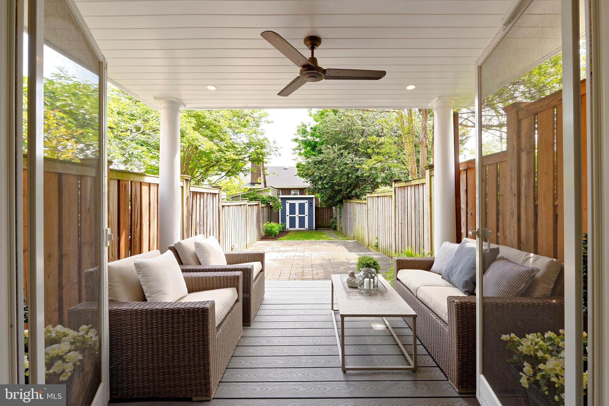 OLD TOWN ALEXANDRIA - Residential