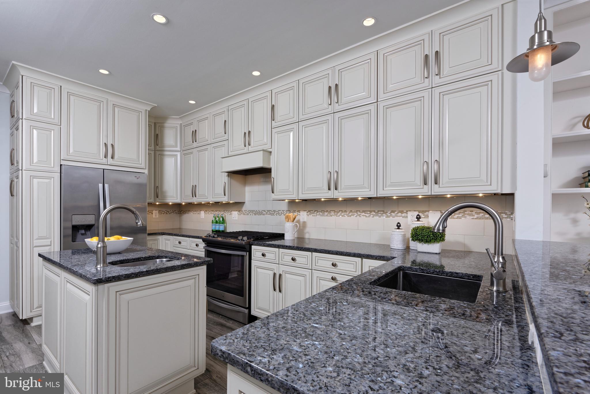 OLD TOWN ALEXANDRIA - Residential