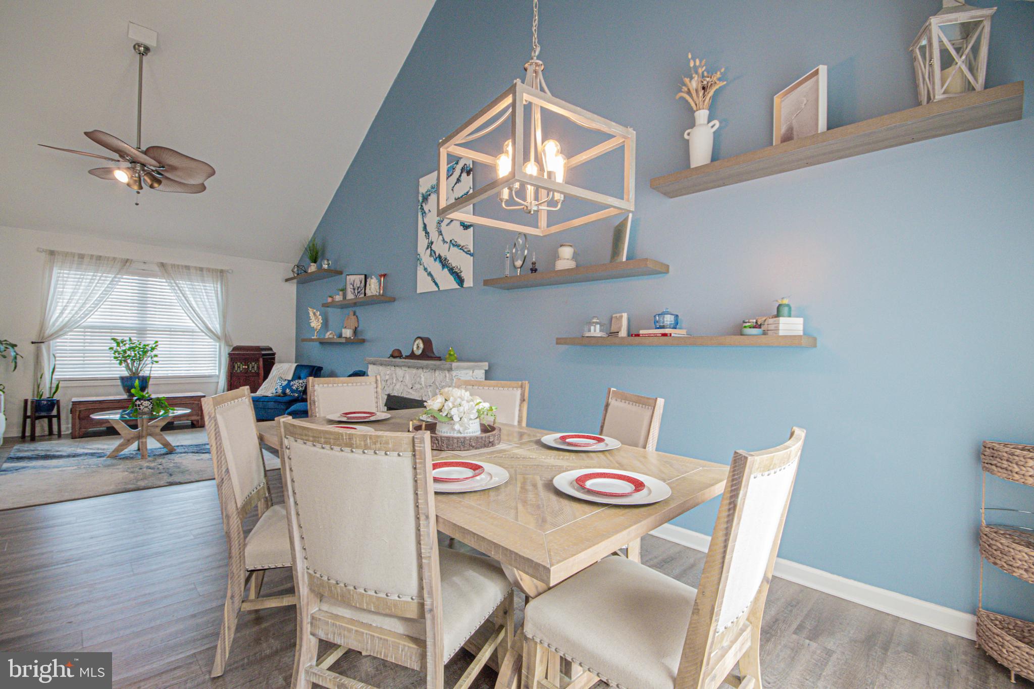 CRESTFIELD - Residential