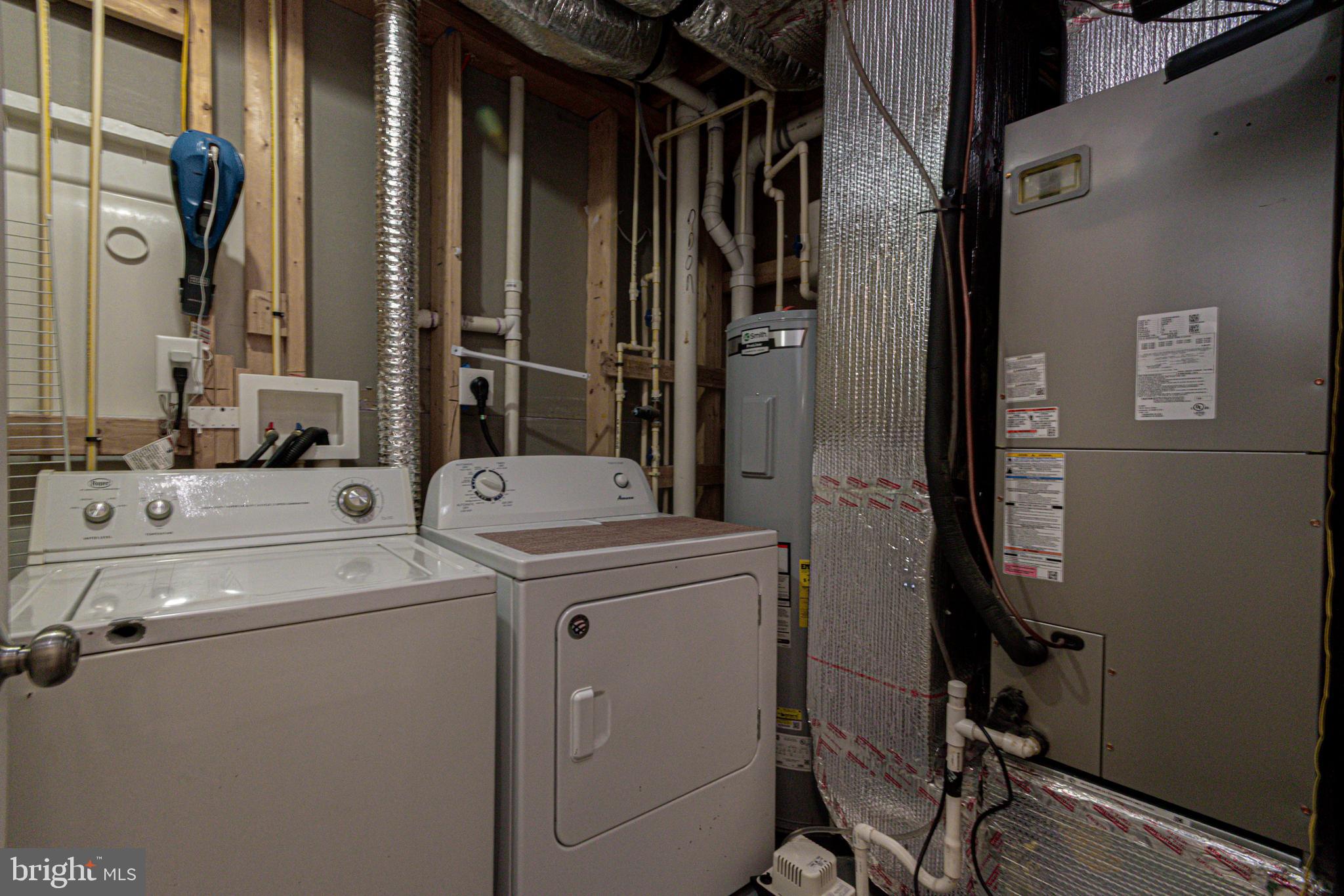 CRESTFIELD - Residential