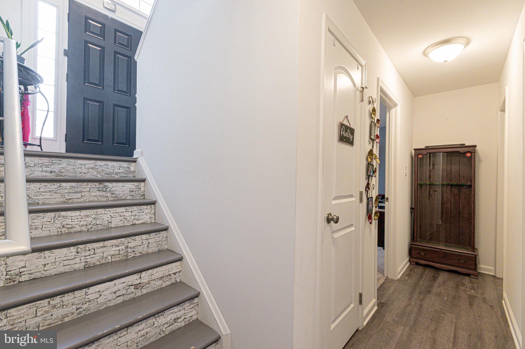 CRESTFIELD - Residential