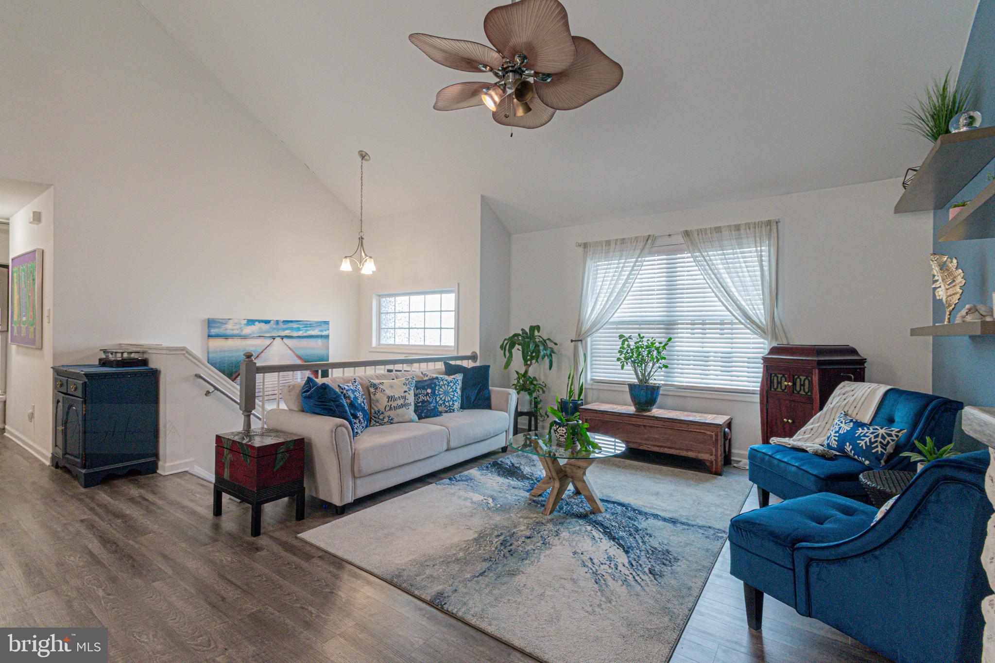 CRESTFIELD - Residential