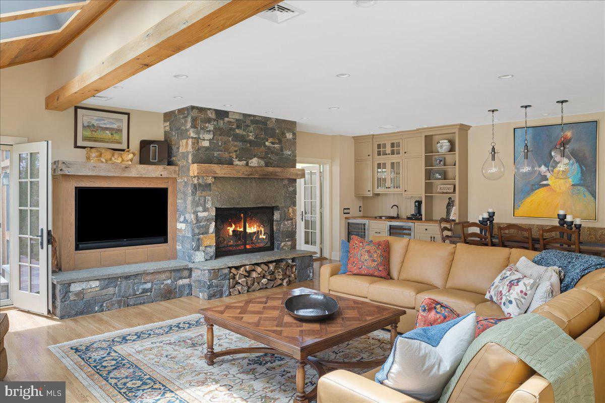 DOYLESTOWN BORO - Residential