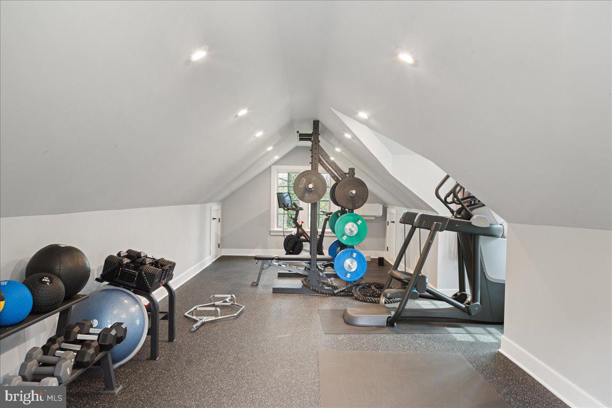 DOYLESTOWN BORO - Residential