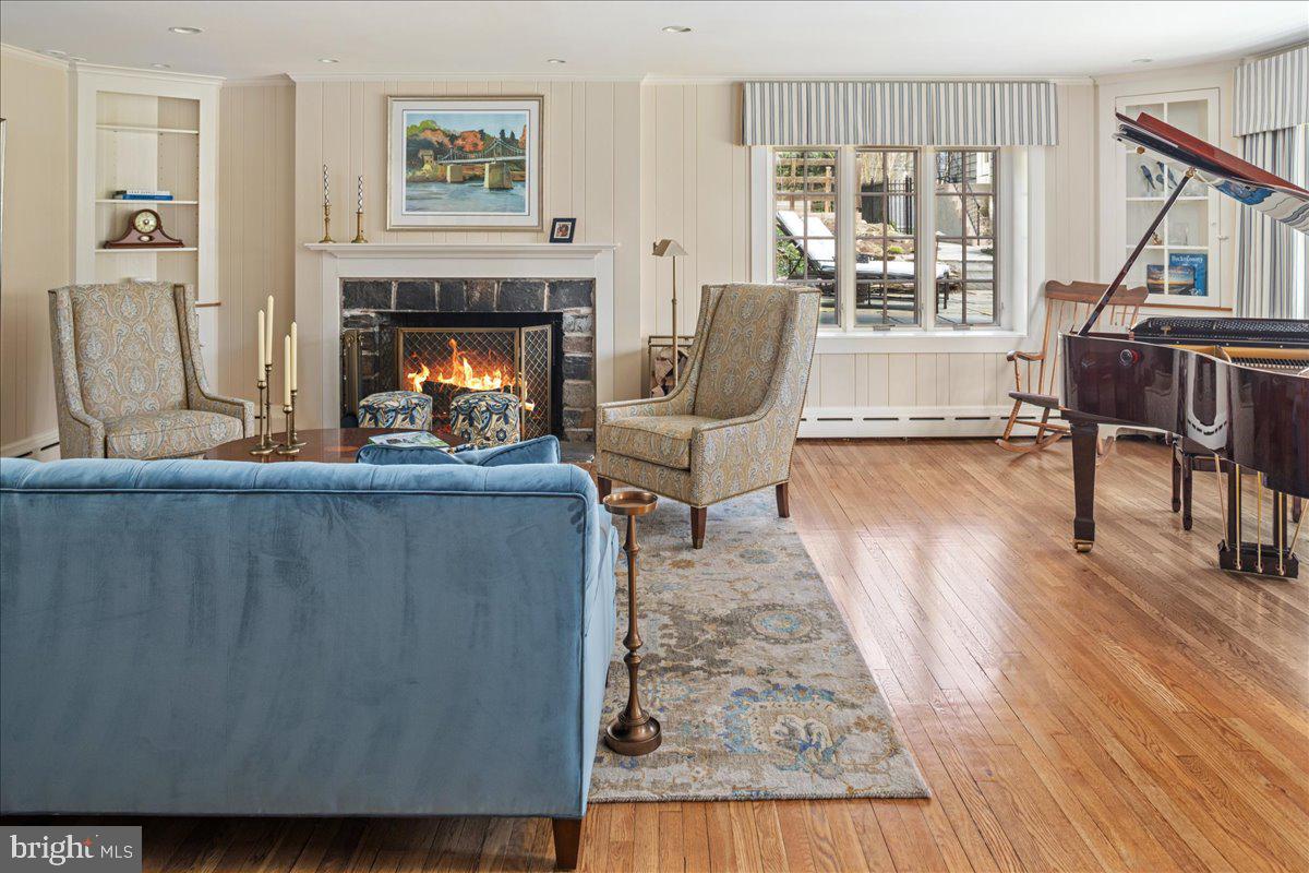 DOYLESTOWN BORO - Residential