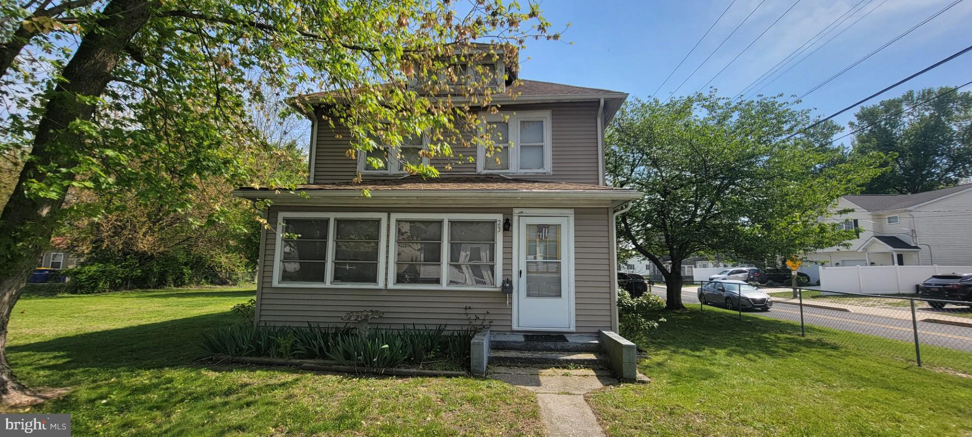 23 W MISPILLION STREET