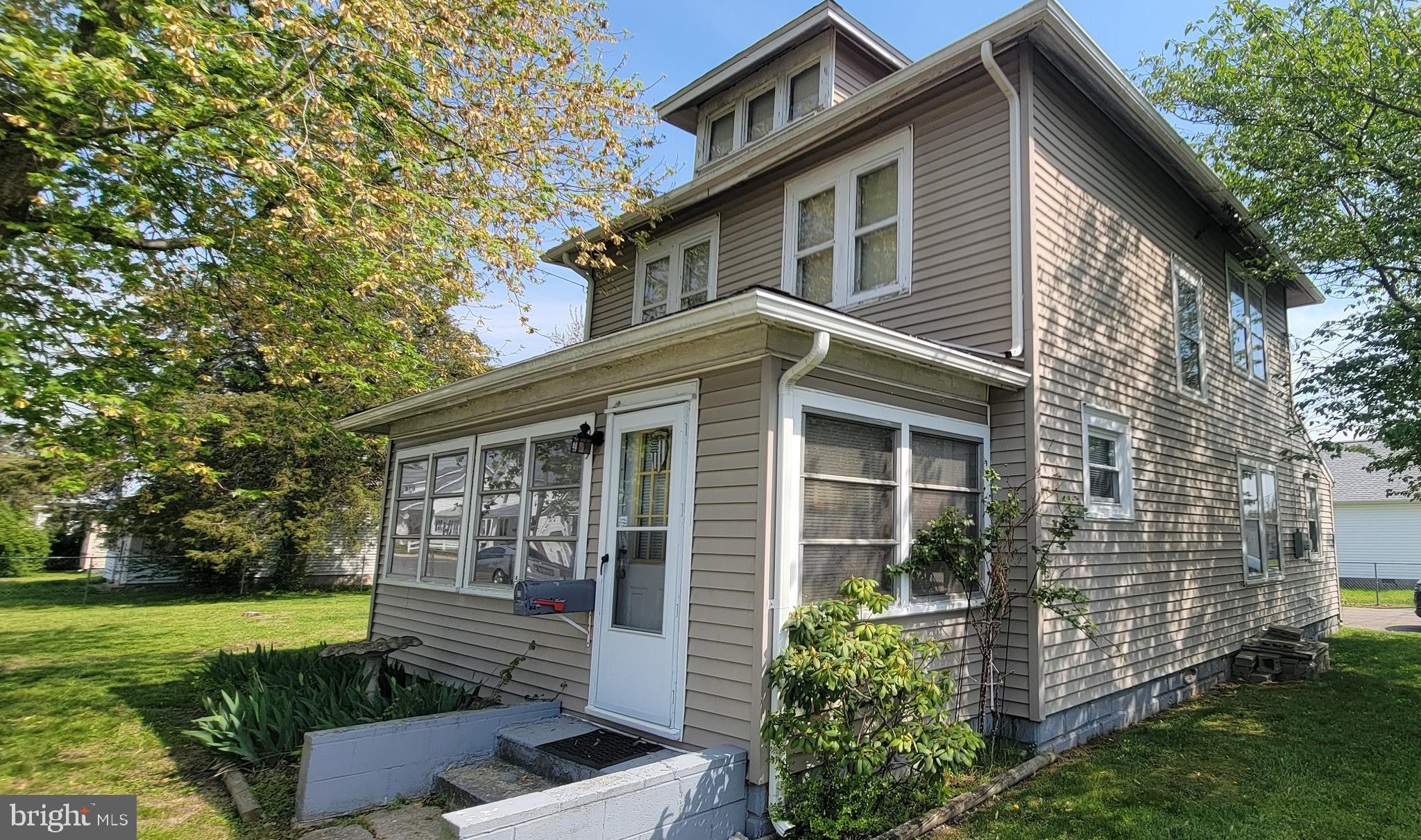 23 W MISPILLION STREET