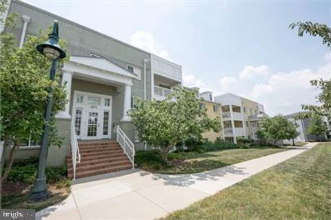 4071 S FOUR MILE RUN DRIVE 204 ARLINGTON VA 22204