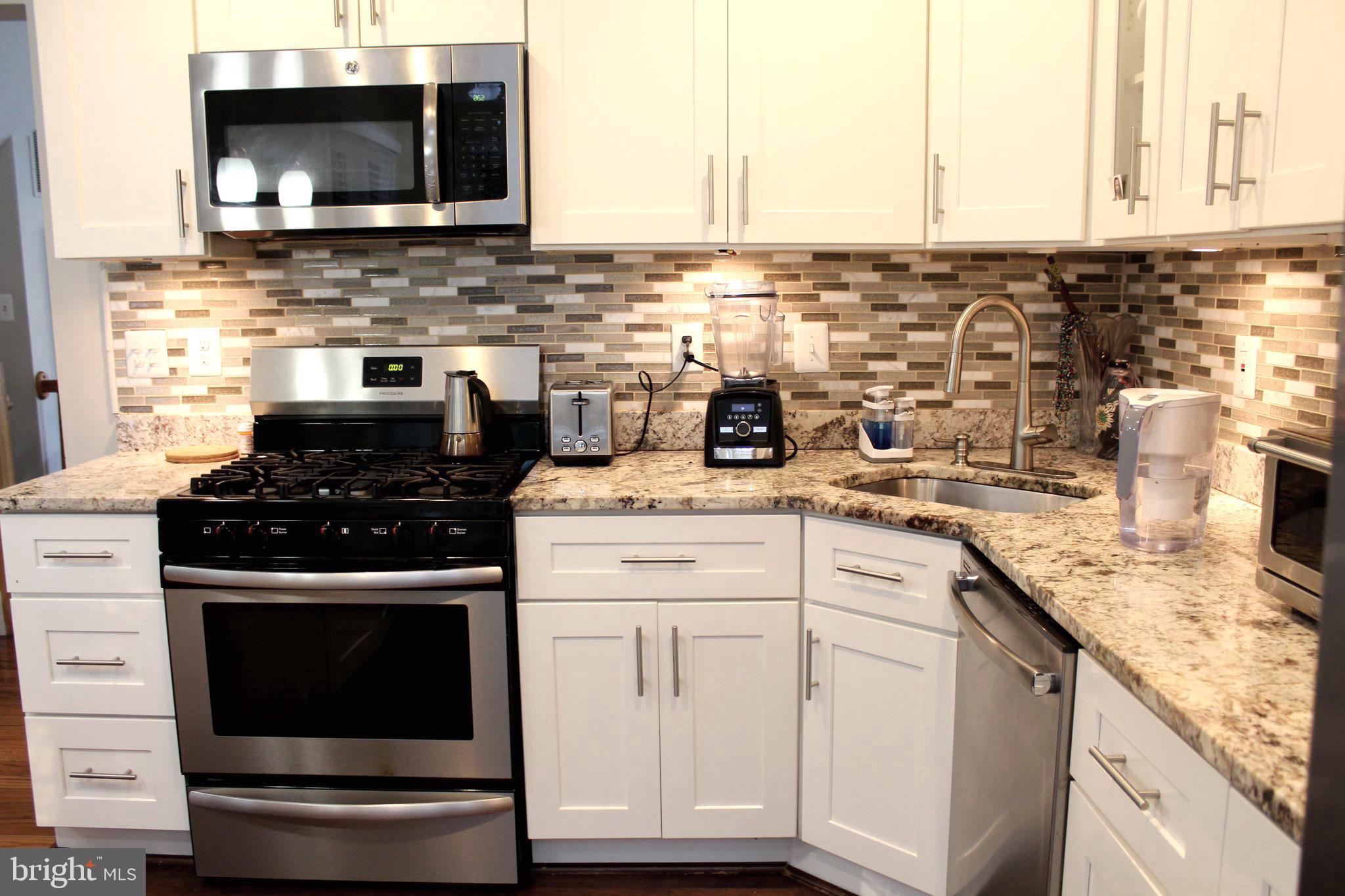 SHEPHERD HILLS - Residential Lease