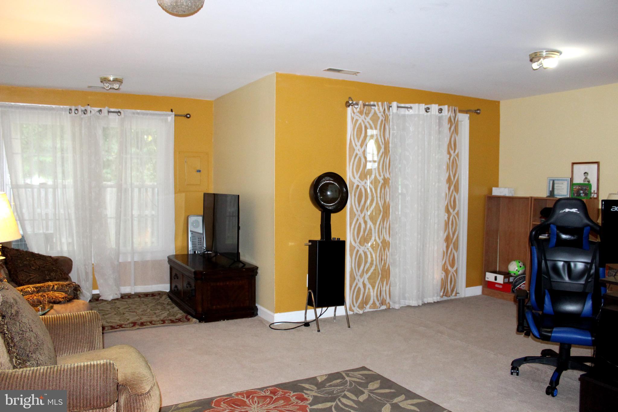 SHEPHERD HILLS - Residential Lease