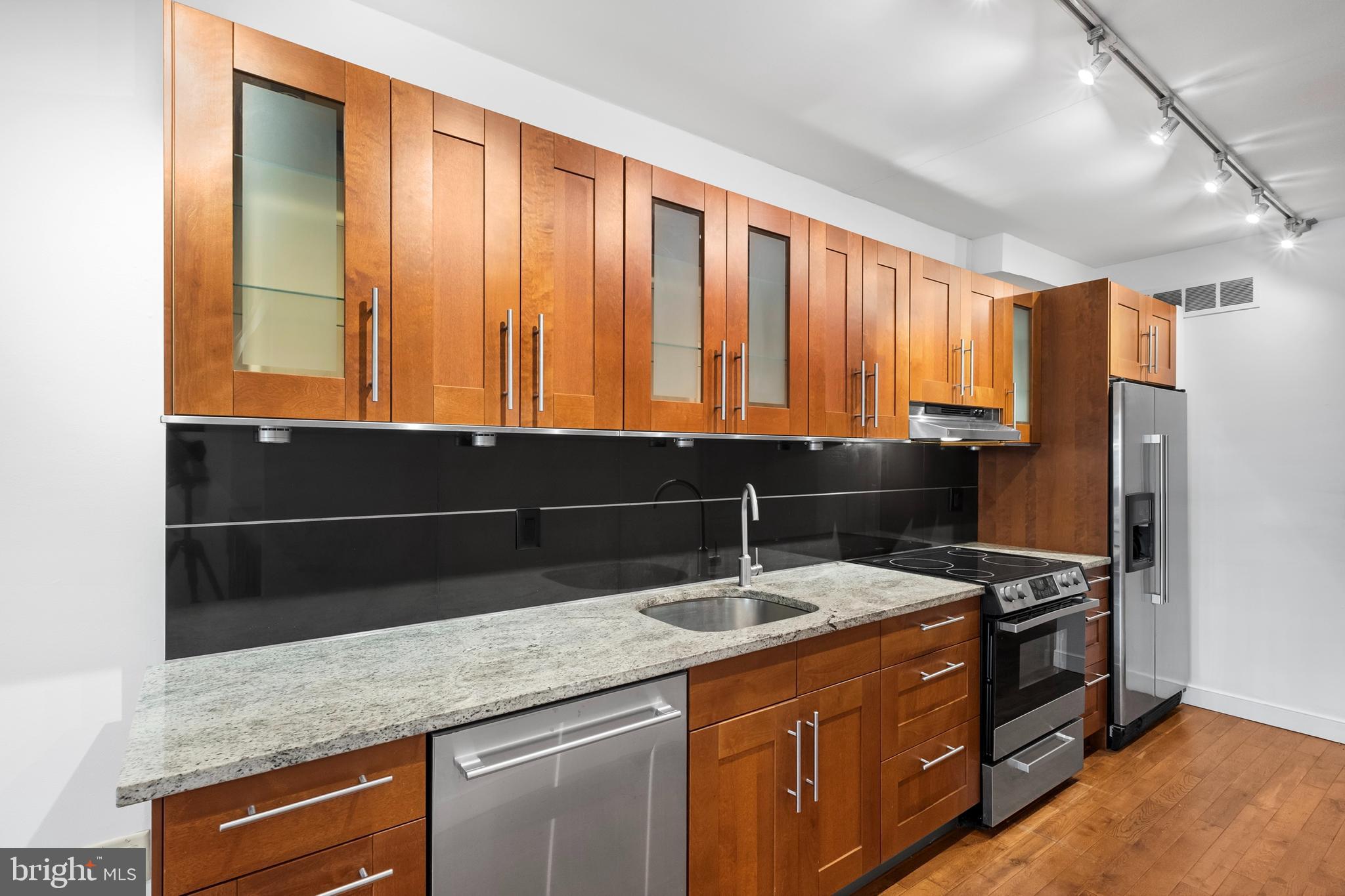 RITTENHOUSE SQUARE - Residential Lease