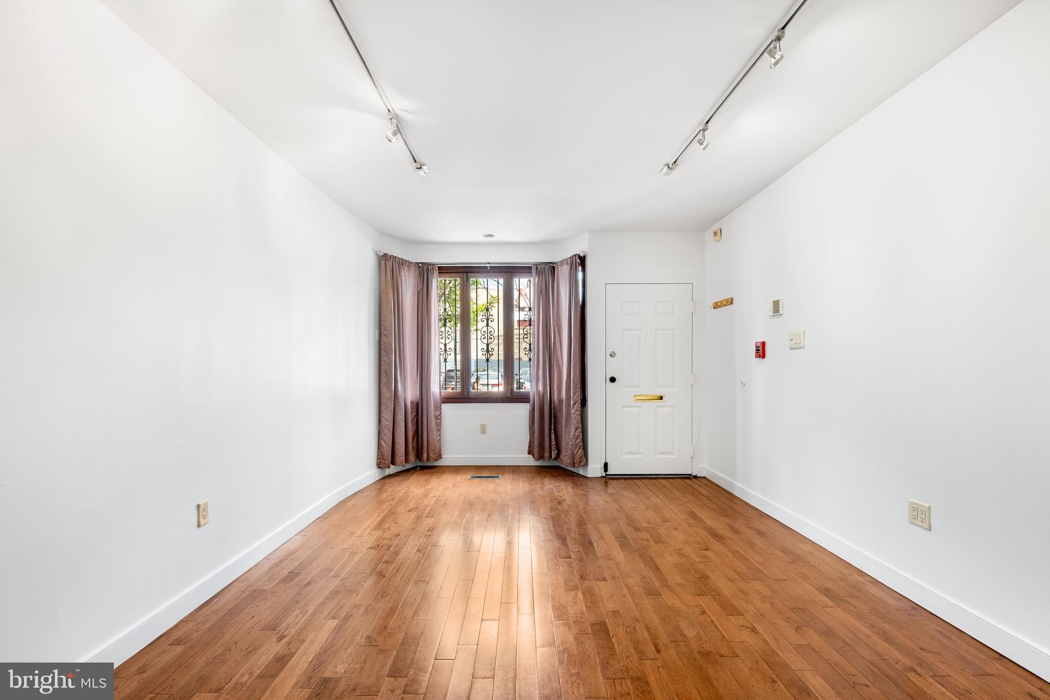 RITTENHOUSE SQUARE - Residential Lease