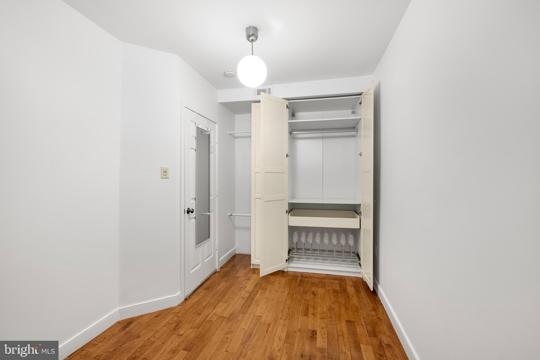 RITTENHOUSE SQUARE - Residential Lease