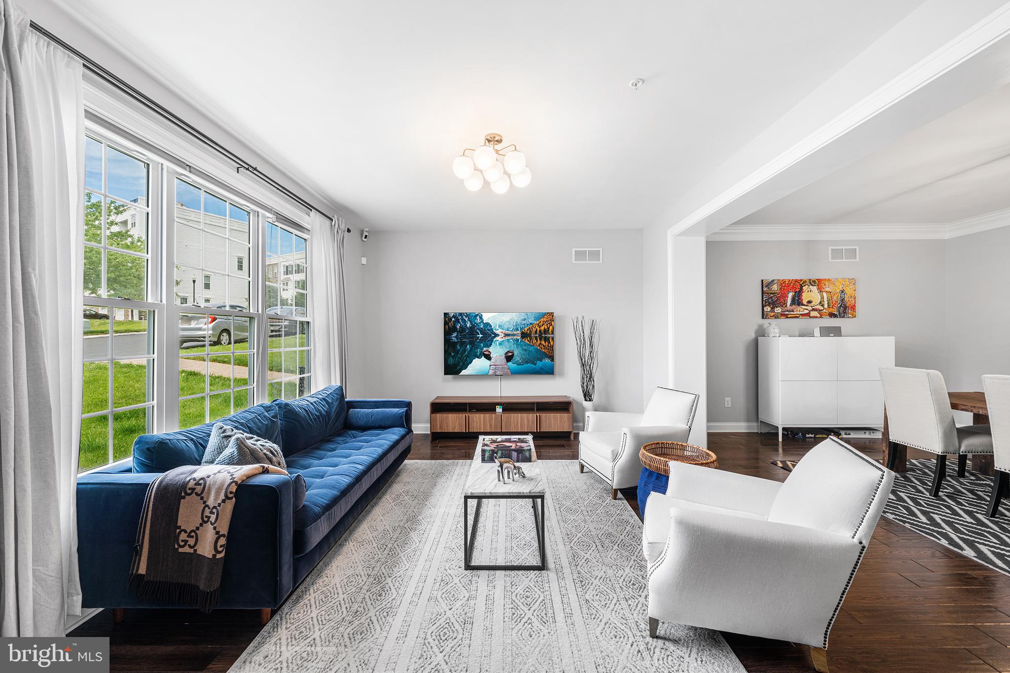 RAVENSCLIFF - Residential