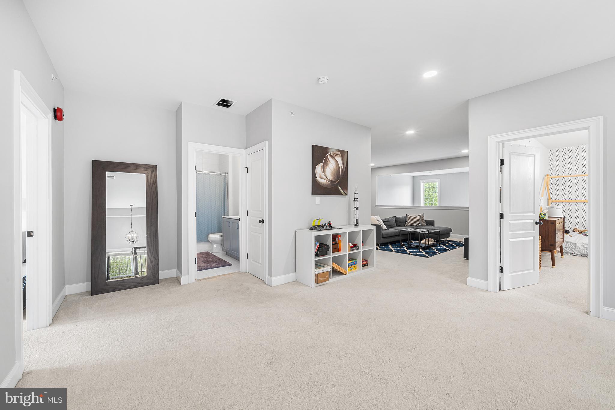 RAVENSCLIFF - Residential