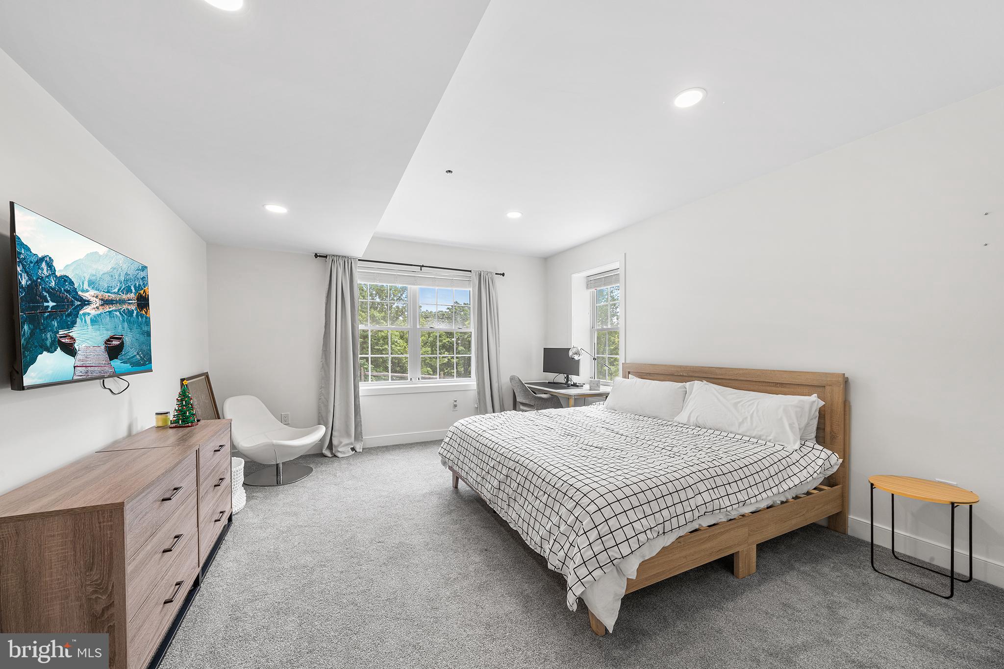RAVENSCLIFF - Residential