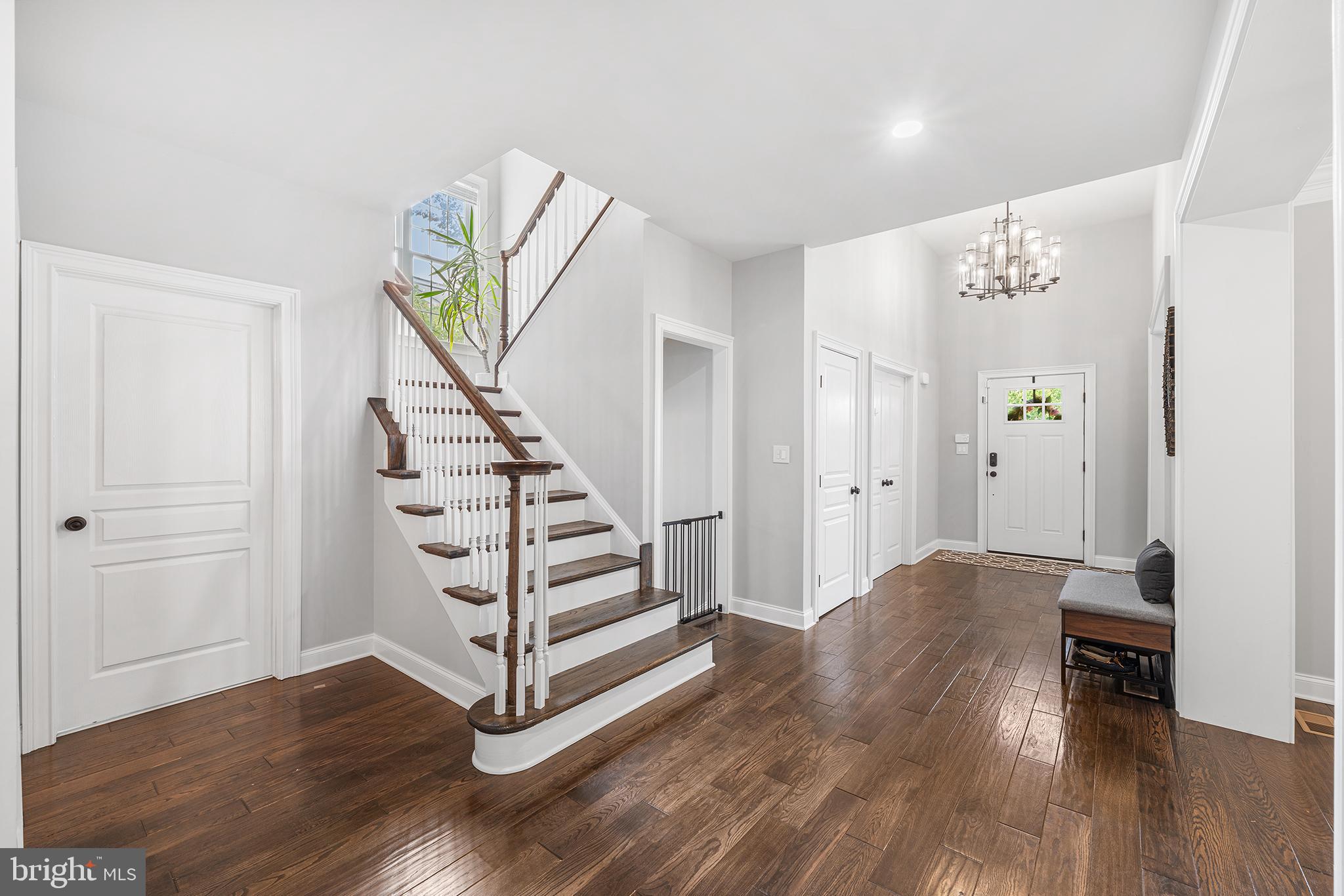 RAVENSCLIFF - Residential