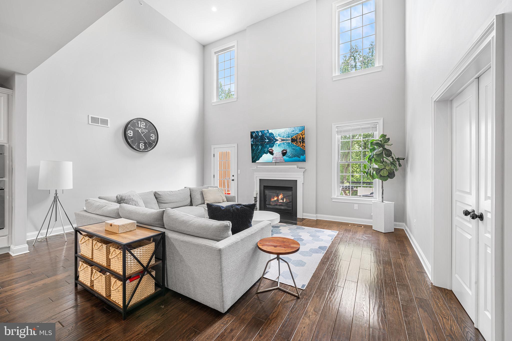 RAVENSCLIFF - Residential