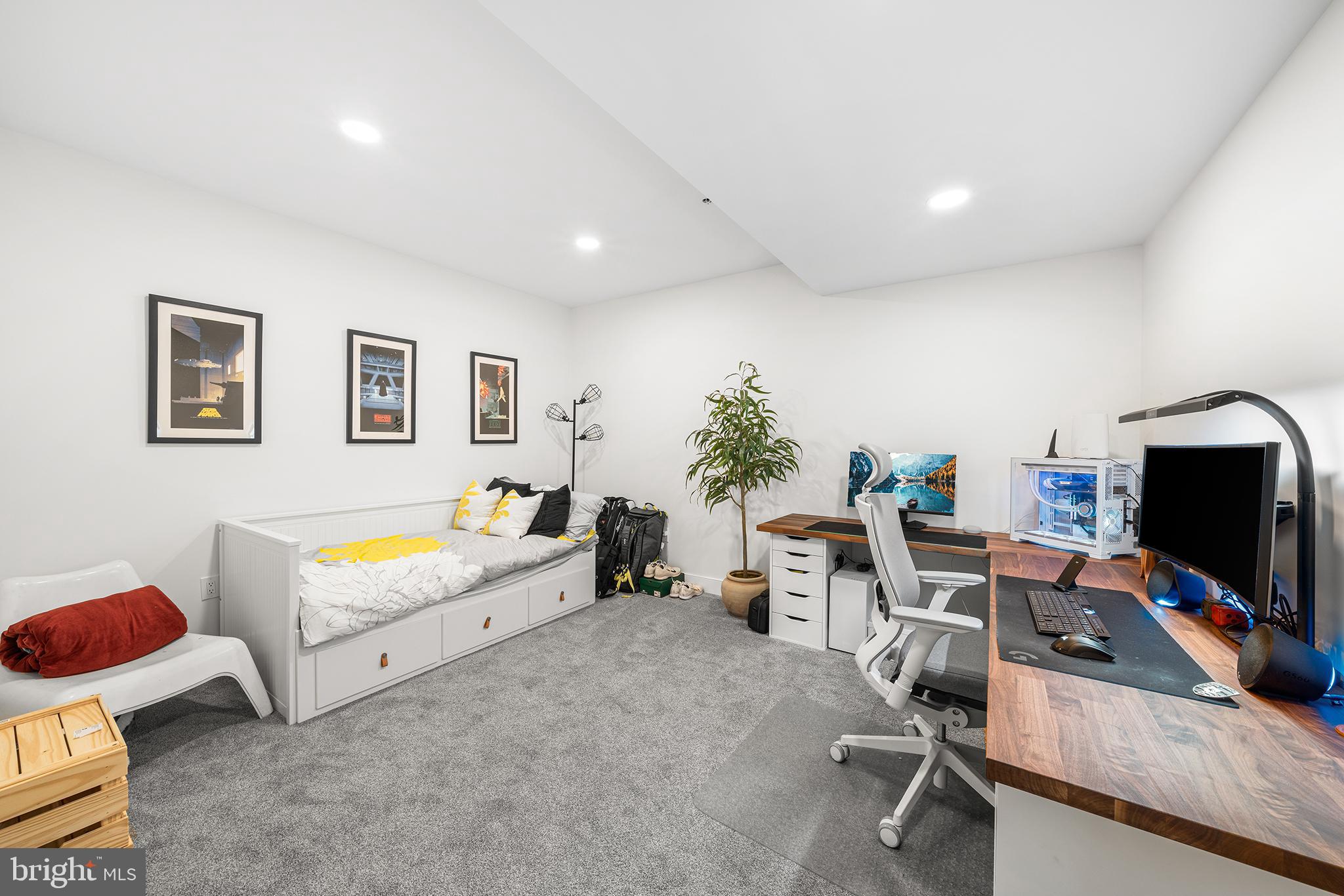 RAVENSCLIFF - Residential