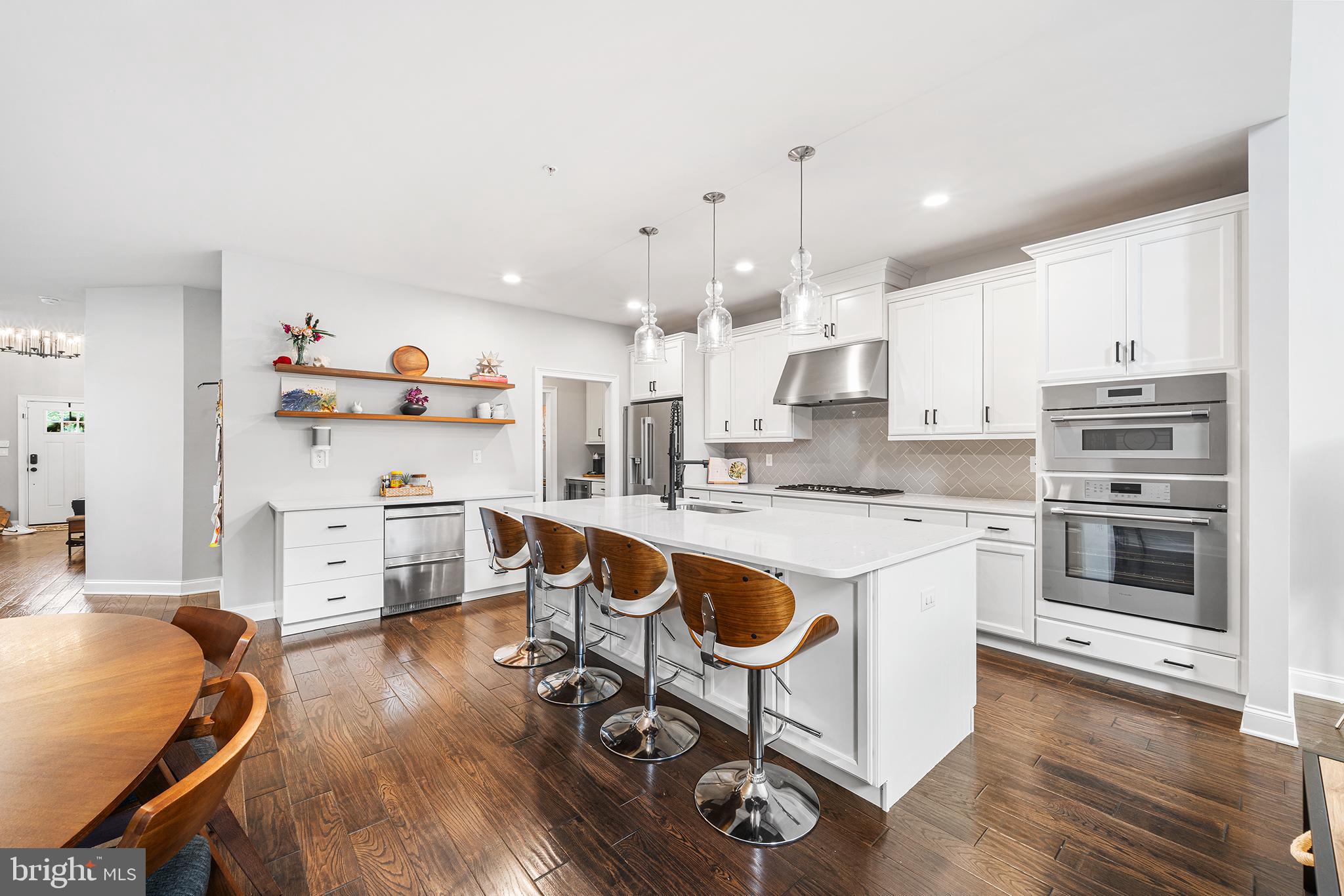 RAVENSCLIFF - Residential