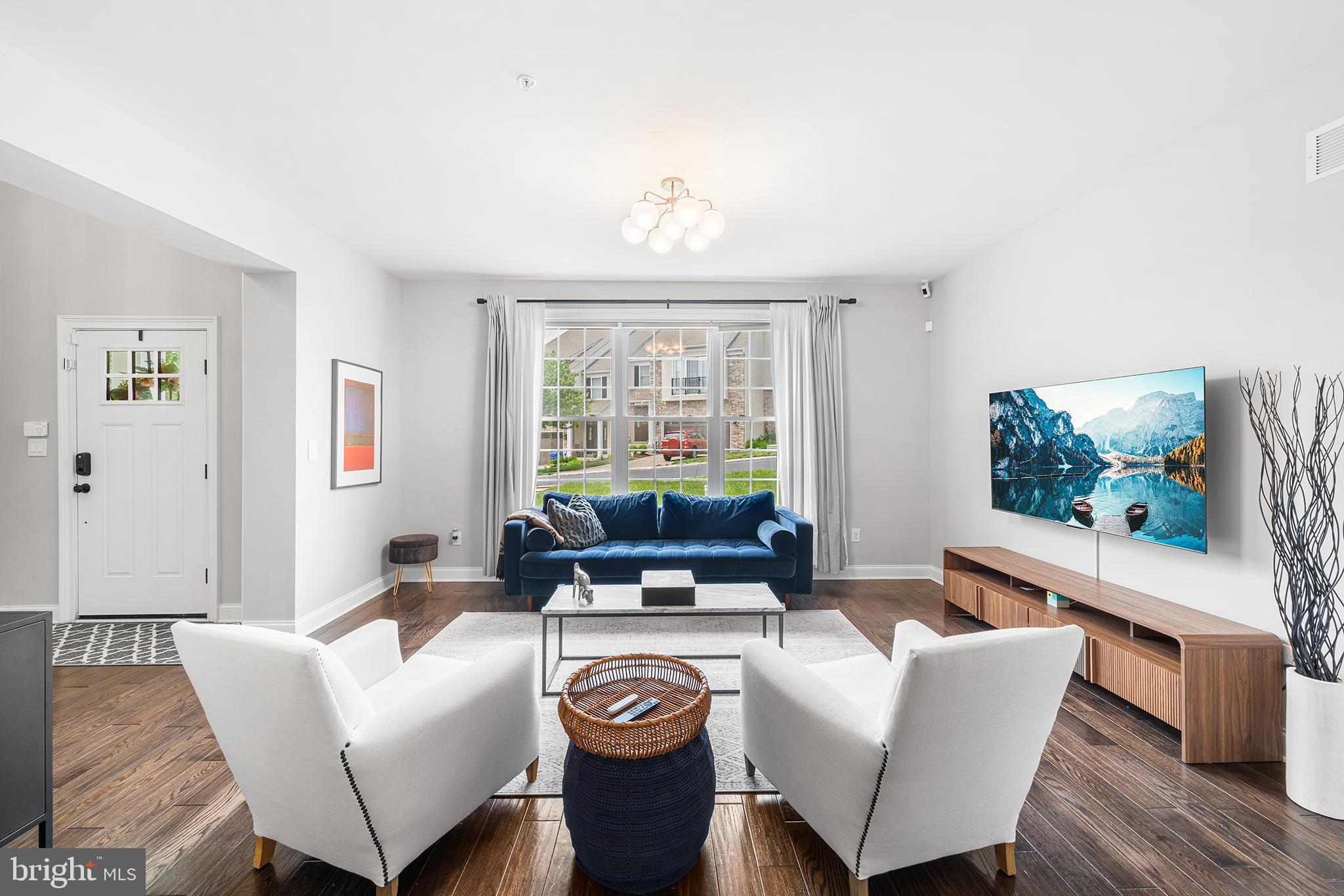 RAVENSCLIFF - Residential