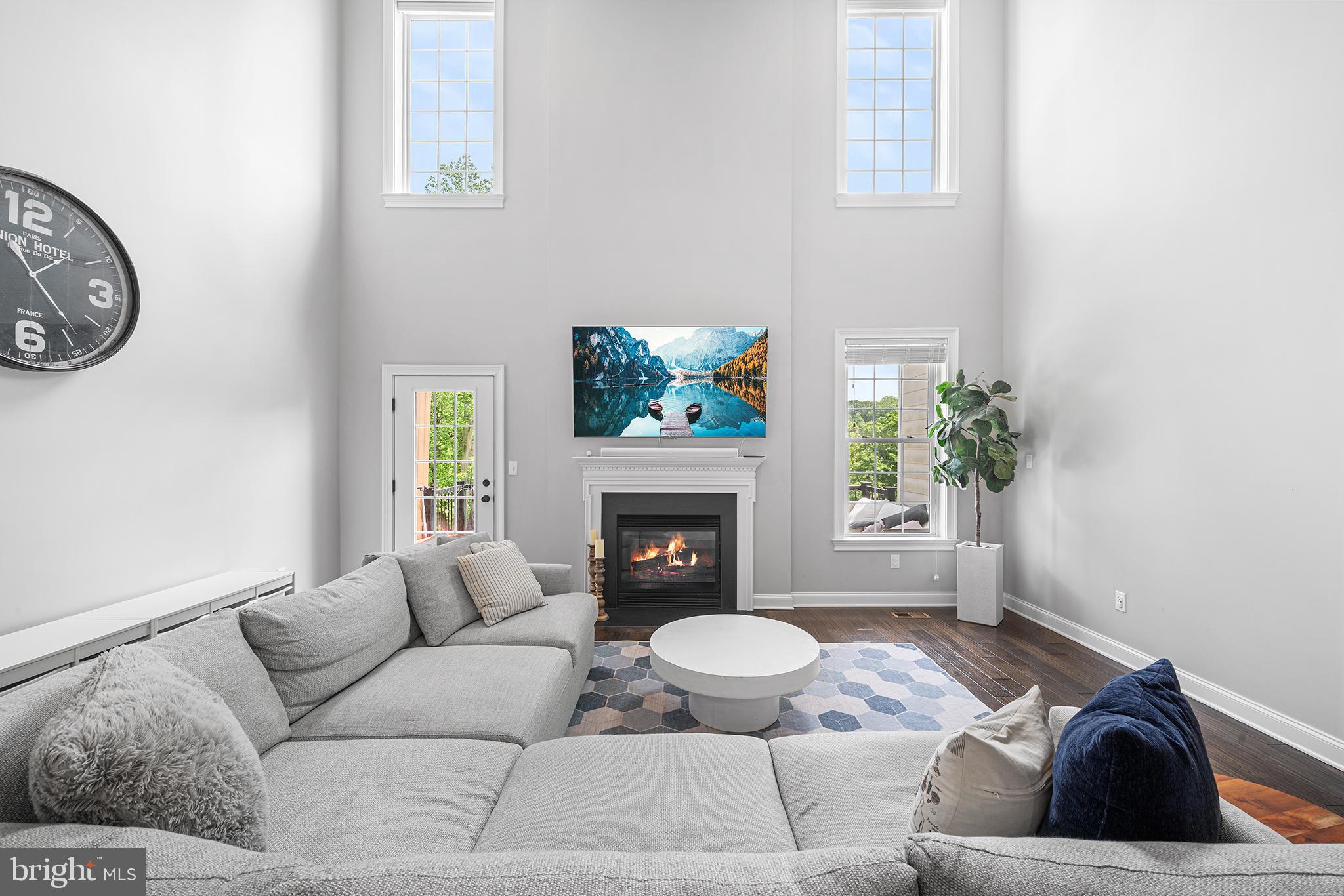 RAVENSCLIFF - Residential